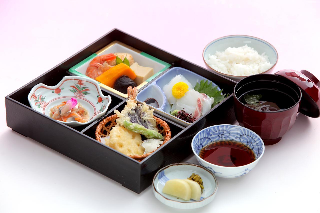 Ryori Ryokan Tsurugata Kurashiki Esterno foto