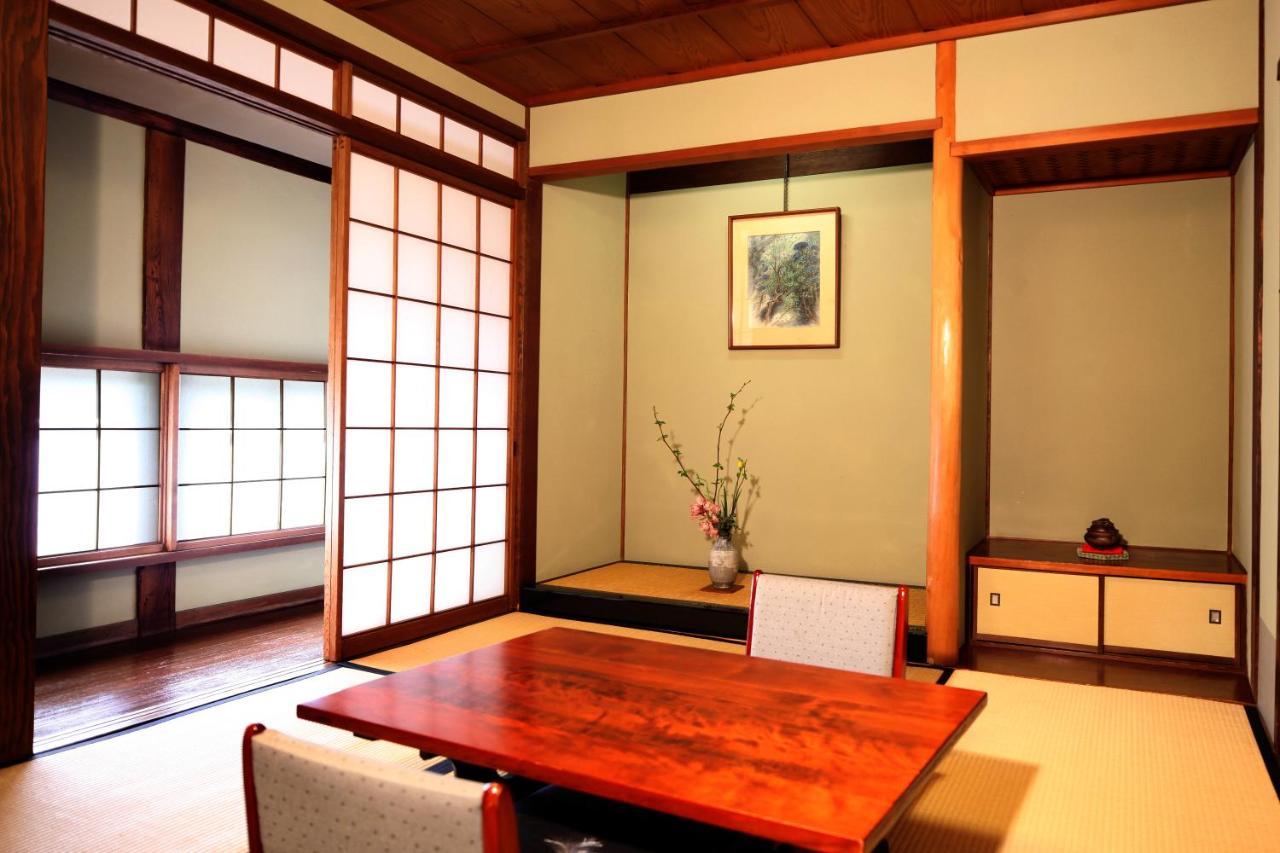 Ryori Ryokan Tsurugata Kurashiki Esterno foto